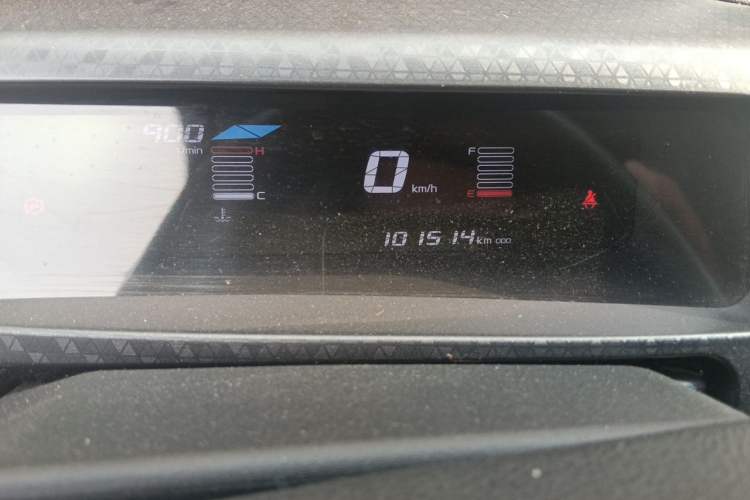 Used Geely Auto Vision X1 2017 1.3L Manual Frenzy Edition Odometer Close Up