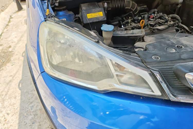 Used Geely Auto Vision X1 2017 1.3L Automatic Fun Edition Right Front Headlight