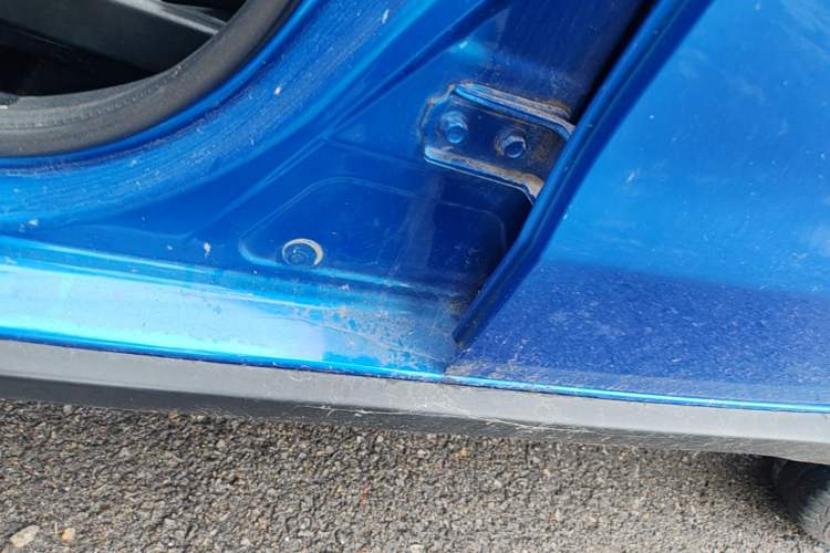 Used Geely Auto Vision X1 2017 1.3L Manual Frenzy Edition Right Side Sill
