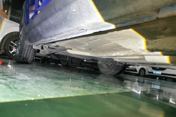 Used Geely Auto Vision X1 2017 1.3L Automatic Player Edition Right Side Sill