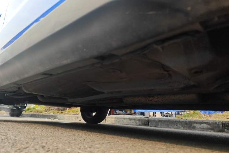 Used Geely Auto Vision X1 2017 1.3L Automatic Player Edition Right Side Sill