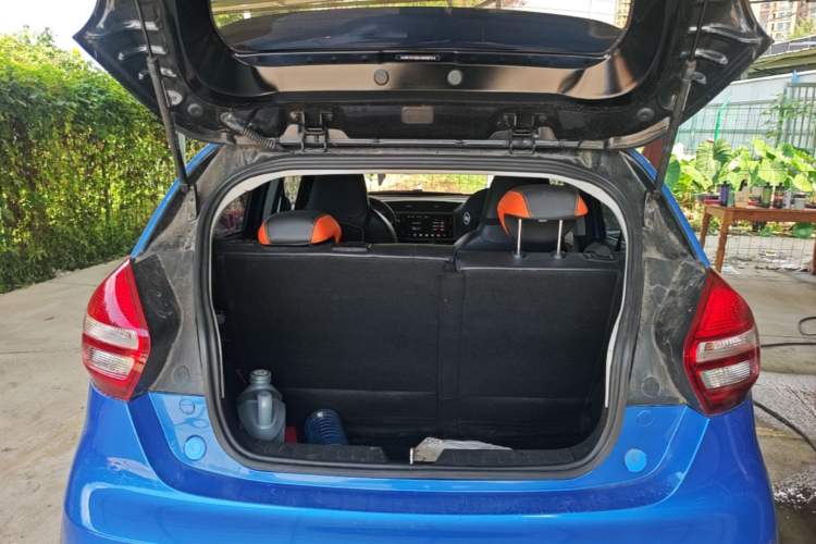 Used Geely Auto Vision X1 2017 1.3L Automatic Player Edition Trunk