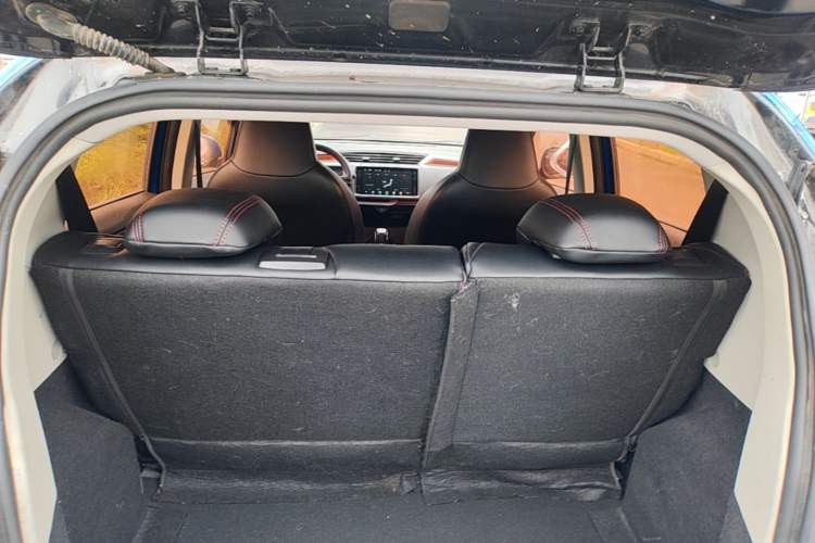 Used Geely Auto Vision X1 2017 1.3L Manual Frenzy Edition Trunk