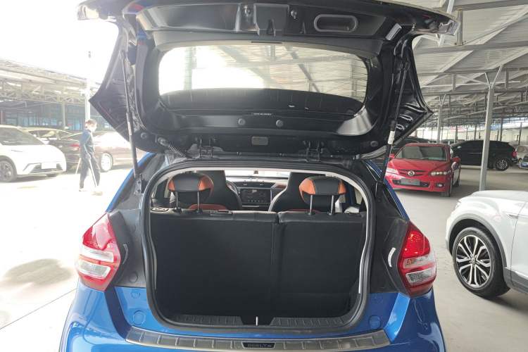 Used Geely Auto Vision X1 2017 1.3L Automatic Player Edition Trunk