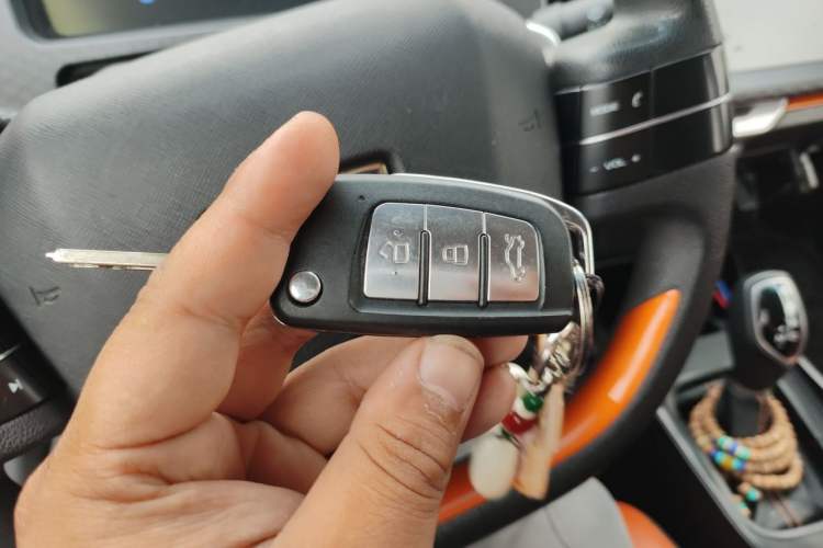 Used Geely Auto Vision X1 2017 1.3L Automatic Player Edition Vehicle Key