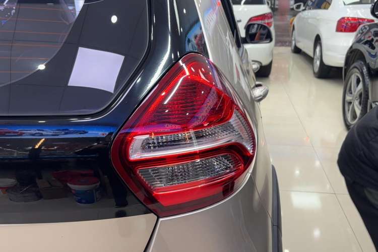 Used Geely Auto Vision X1 2017 1.3L Manual Frenzy Edition Exterior 2