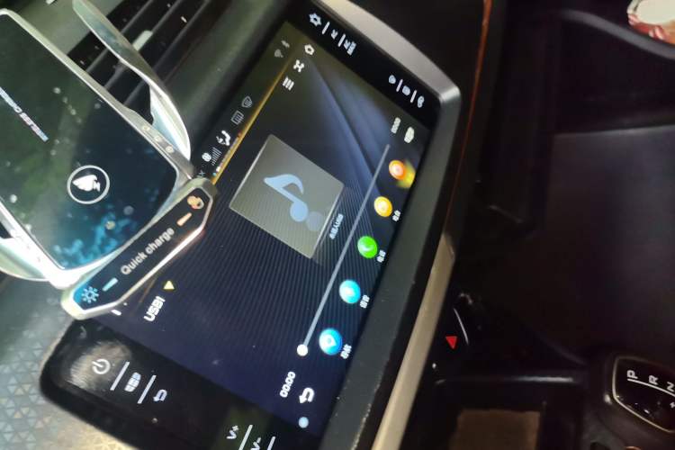 Used Geely Auto Vision X1 2017 1.3L Automatic Fun Edition Audio And AC Panel