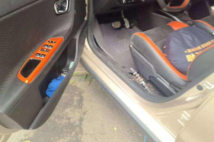 Used Geely Auto Vision X1 2017 1.3L Automatic Fun Edition Driver Seat