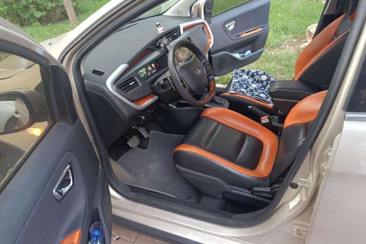 Used Geely Auto Vision X1 2017 1.3L Automatic Player Edition Driver Seat