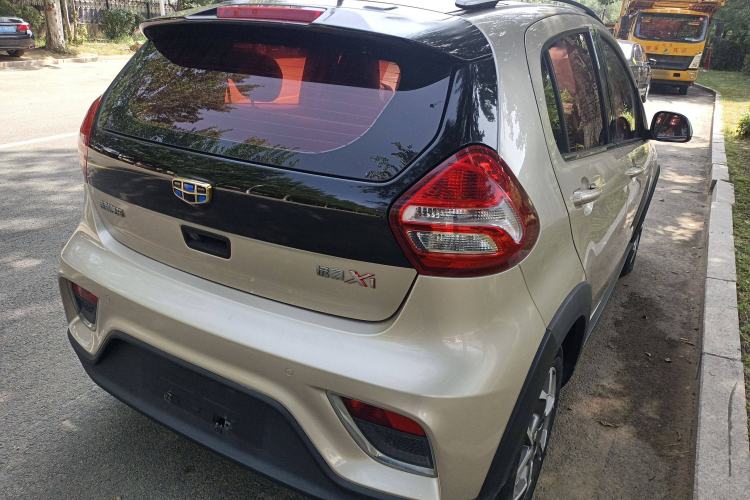 Used Geely Auto Vision X1 2017 1.3L Automatic Player Edition Exterior 5