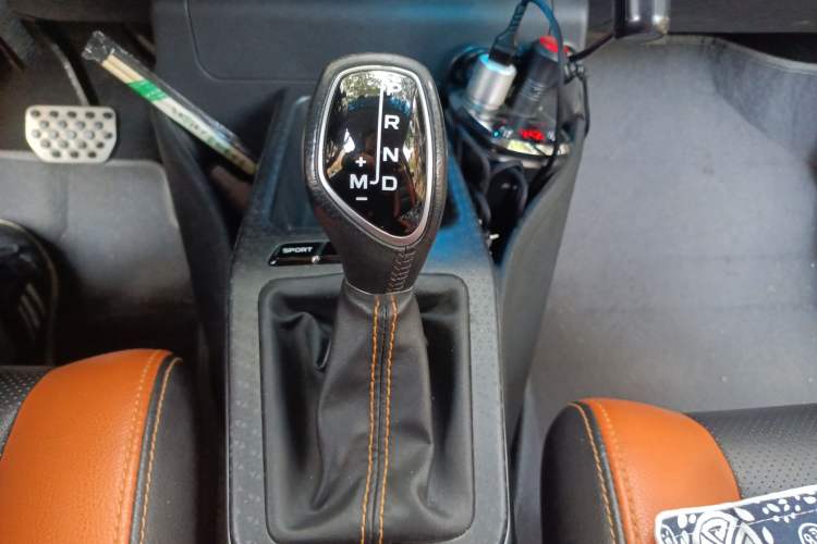 Used Geely Auto Vision X1 2017 1.3L Automatic Player Edition Gear Lever