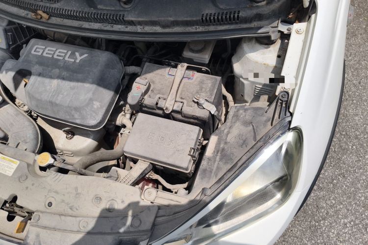Used Geely Auto Vision X1 2017 1.3L Automatic Player Edition Engine Bay Left