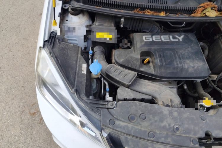Used Geely Auto Vision X1 2017 1.3L Automatic Fun Edition Engine Bay Right