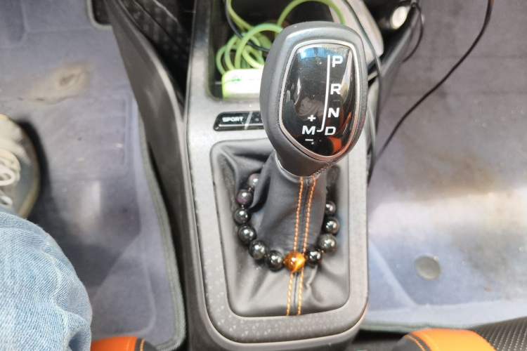 Used Geely Auto Vision X1 2017 1.3L Automatic Player Edition Gear Lever
