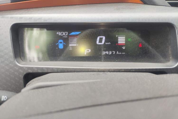 Used Geely Auto Vision X1 2017 1.3L Automatic Player Edition Odometer Close Up