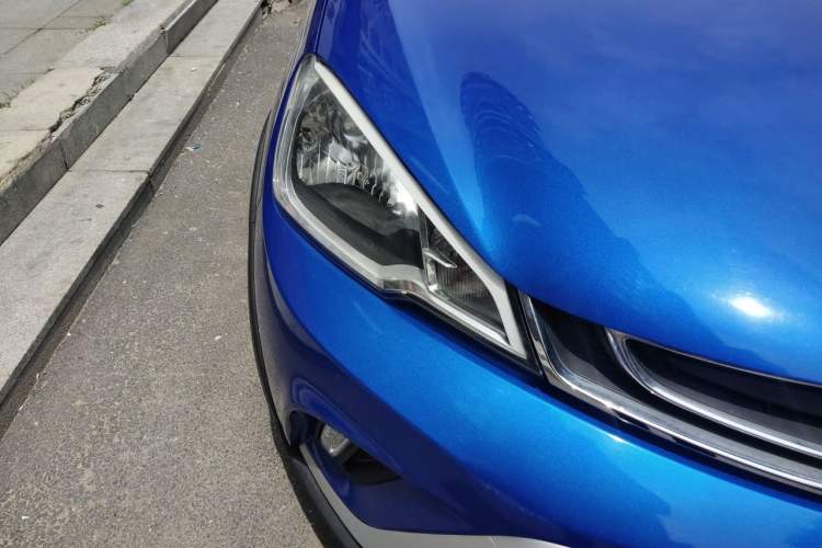 Used Geely Auto Vision X1 2017 1.3L Automatic Fun Edition Right Front Headlight