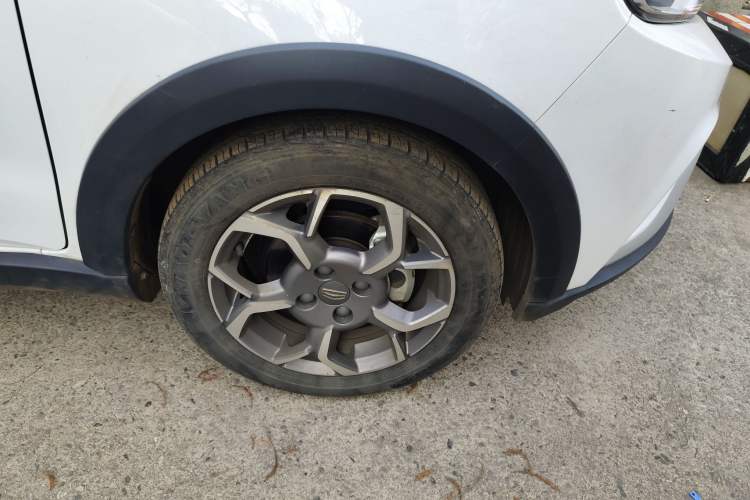 Used Geely Auto Vision X1 2017 1.3L Automatic Fun Edition Right Front Wheel Hub