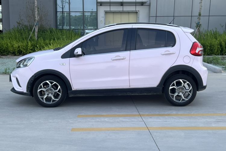 Used Geely Auto Vision X1 2017 1.3L Automatic Player Edition Exterior 3