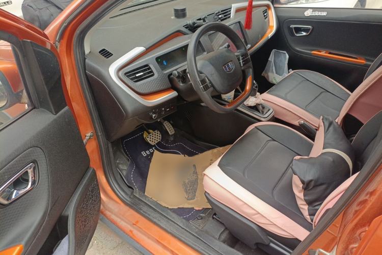 Used Geely Auto Vision X1 2017 1.3L Automatic Player Edition Driver Seat