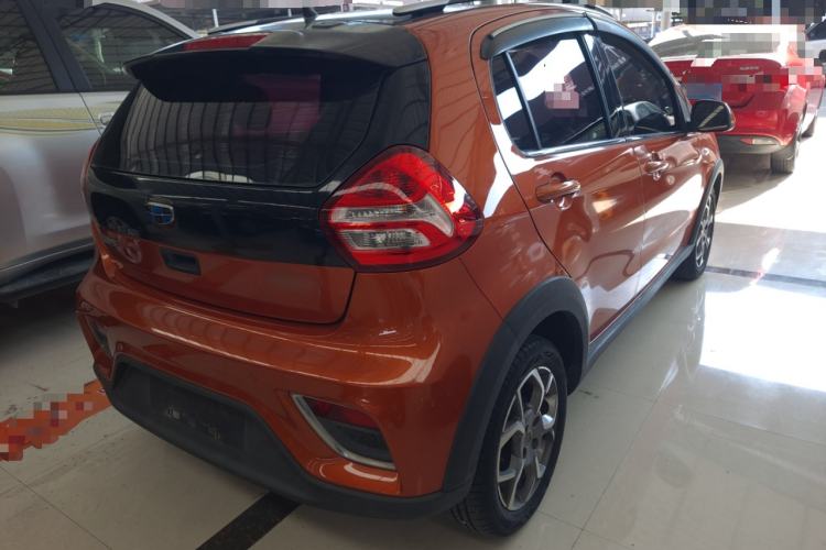 Used Geely Auto Vision X1 2017 1.3L Automatic Fun Edition Exterior 3