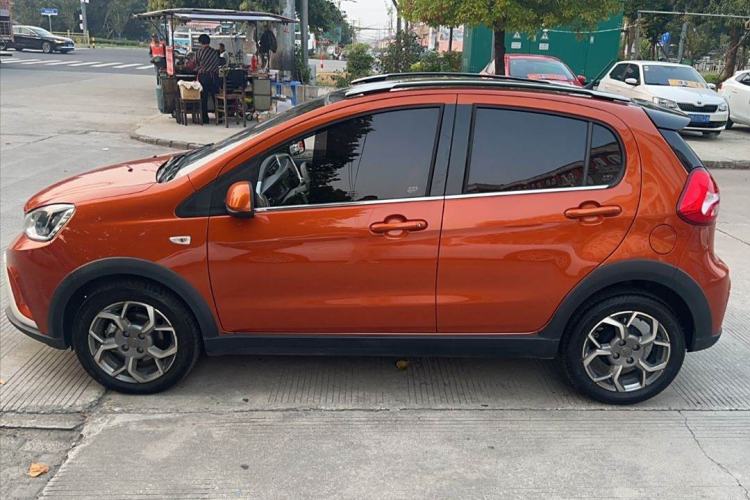 Used Geely Auto Vision X1 2017 1.3L Automatic Player Edition Exterior 3
