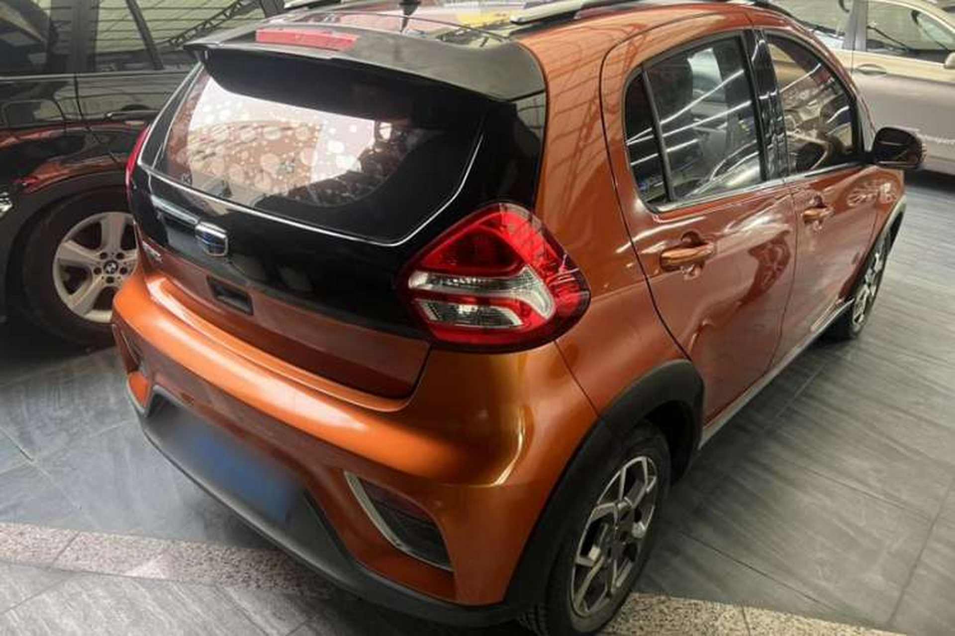 Used Geely Auto Vision X1 2017 1.3L Automatic Fun Edition Exterior 5