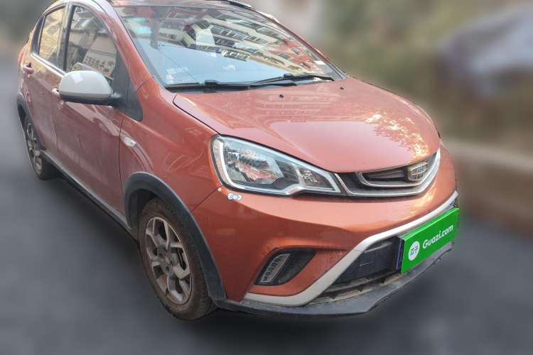 Used Geely Auto Vision X1 2017 1.3L Automatic Player Edition Front Right 45 Deg