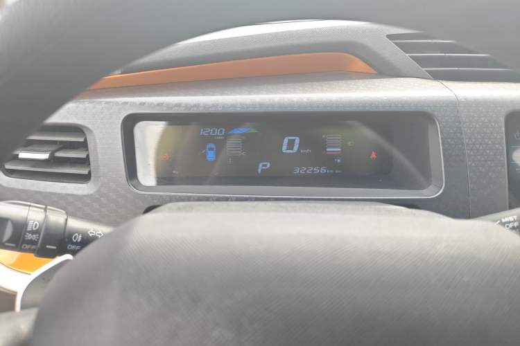Used Geely Auto Vision X1 2017 1.3L Automatic Player Edition Instrument Cluster