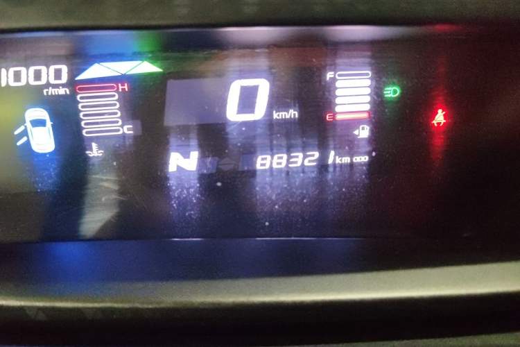 Used Geely Auto Vision X1 2017 1.3L Automatic Player Edition Odometer Close Up