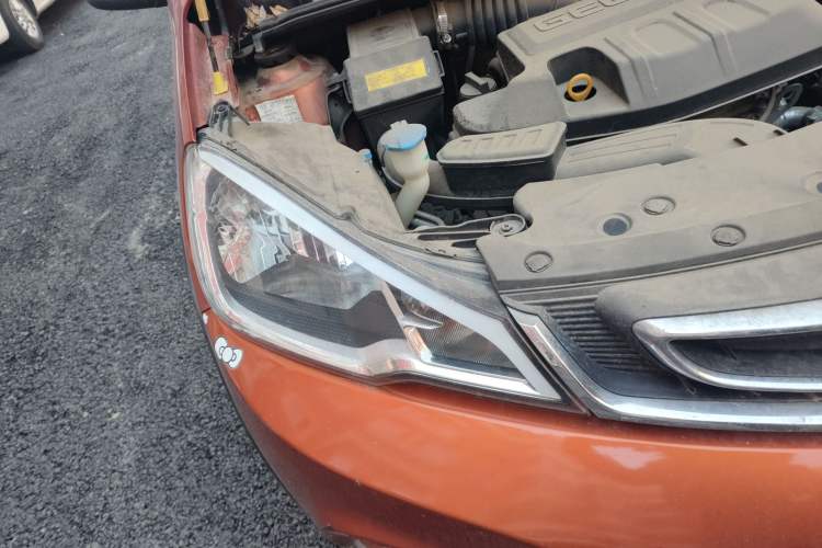 Used Geely Auto Vision X1 2017 1.3L Automatic Player Edition Right Front Headlight