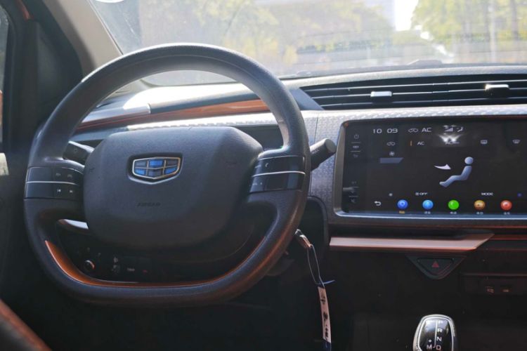 Used Geely Auto Vision X1 2017 1.3L Automatic Player Edition Steering Wheel