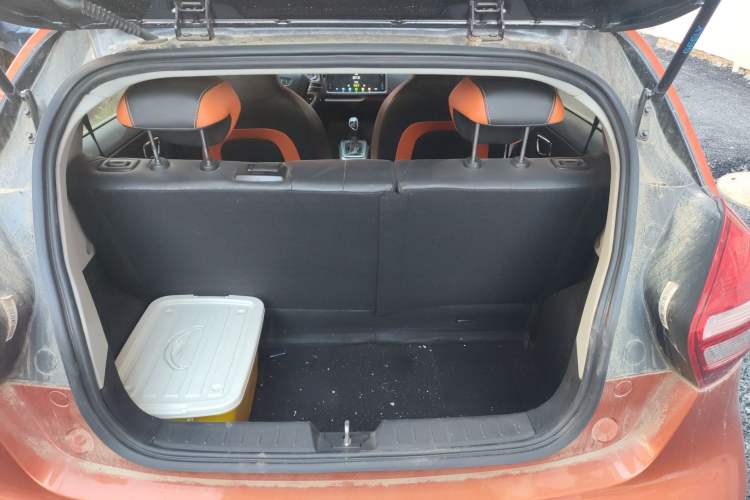 Used Geely Auto Vision X1 2017 1.3L Automatic Player Edition Trunk