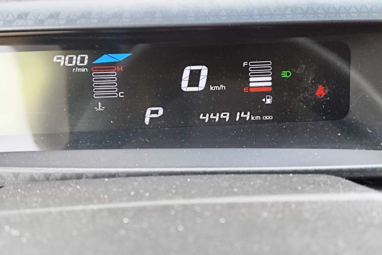 Used Geely Auto Vision X1 2017 1.3L Automatic Player Edition Odometer Close Up