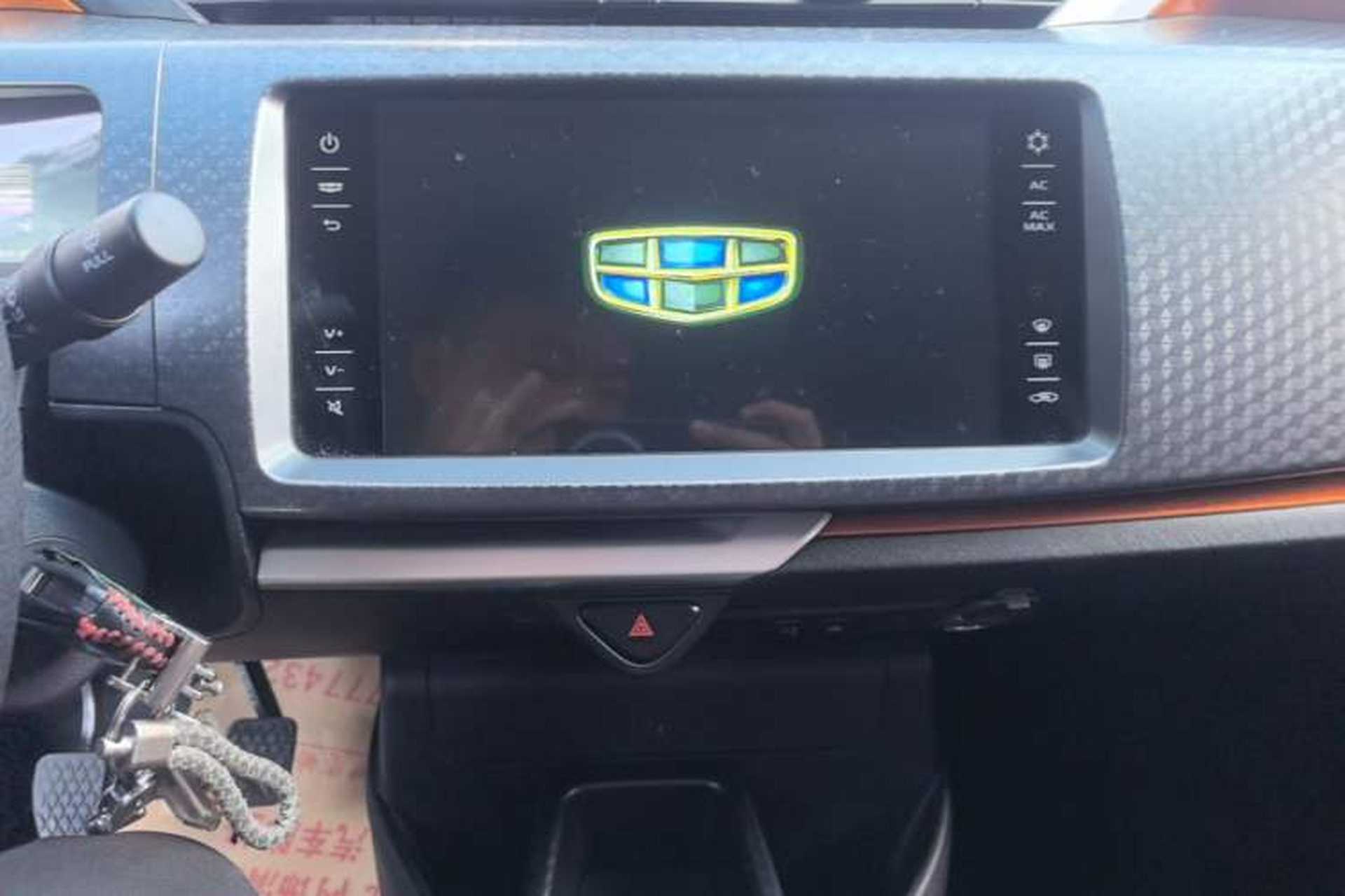 Used Geely Auto Vision X1 2017 1.3L Manual Frenzy Edition Audio And AC Panel