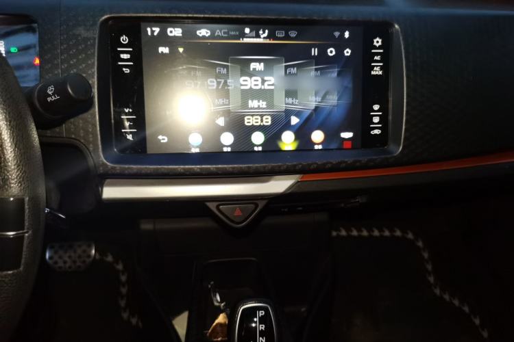 Used Geely Auto Vision X1 2017 1.3L Automatic Fun Edition Audio And AC Panel