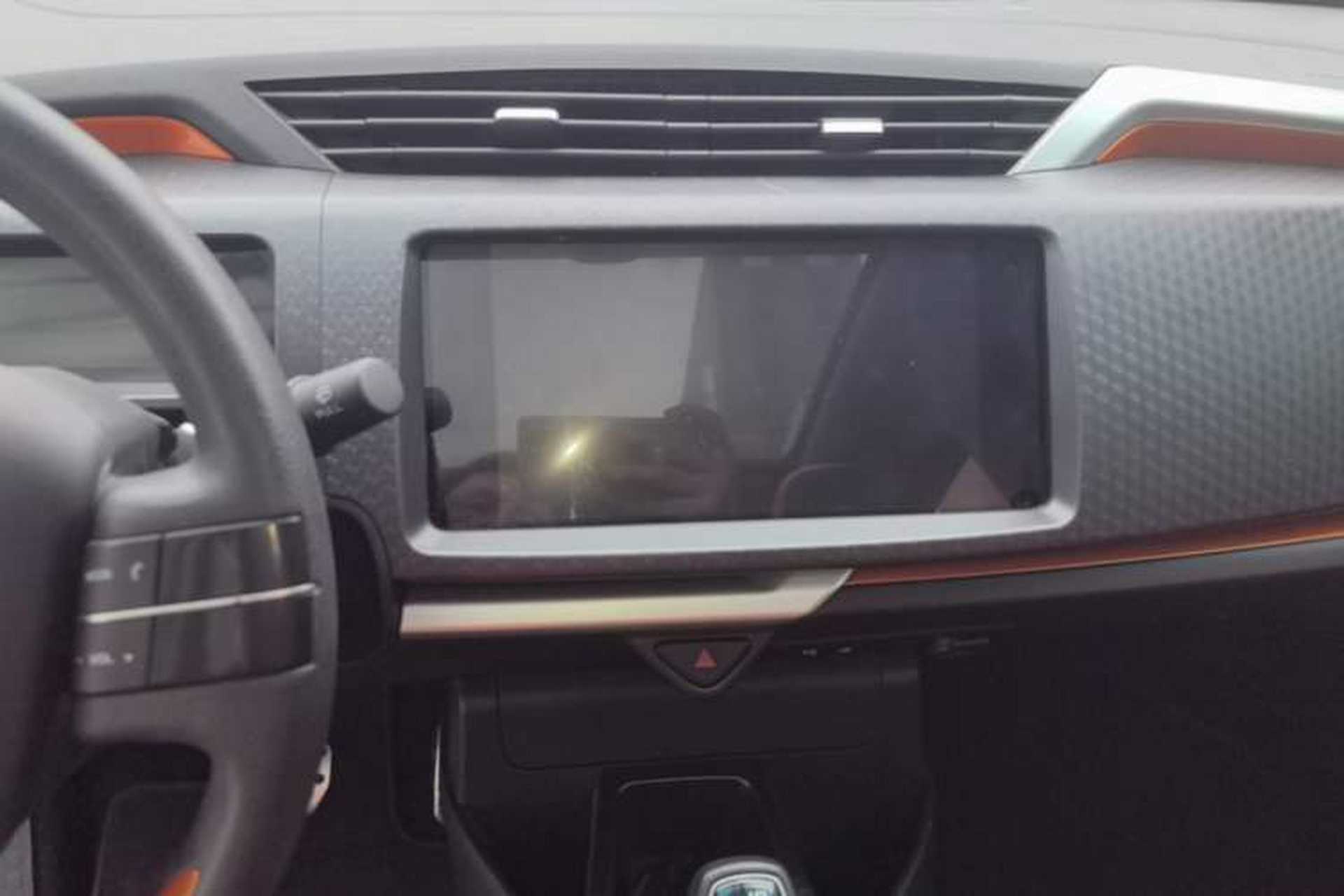 Used Geely Auto Vision X1 2017 1.3L Automatic Player Edition Audio And AC Panel