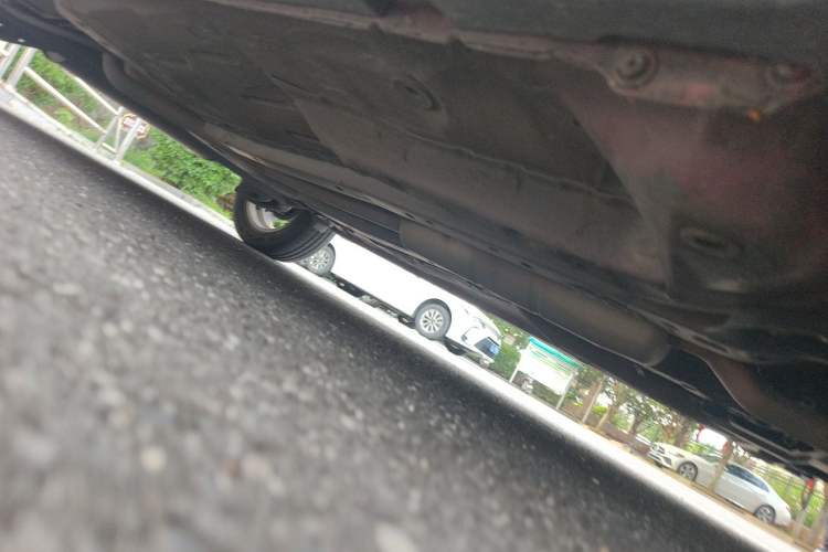 Used Geely Auto Vision X1 2017 1.3L Automatic Player Edition Chassis Rear Left