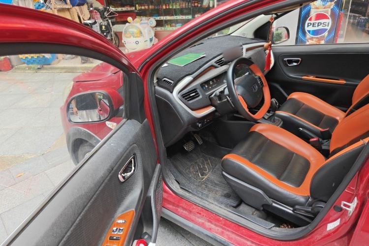 Used Geely Auto Vision X1 2017 1.3L Automatic Player Edition Driver Seat