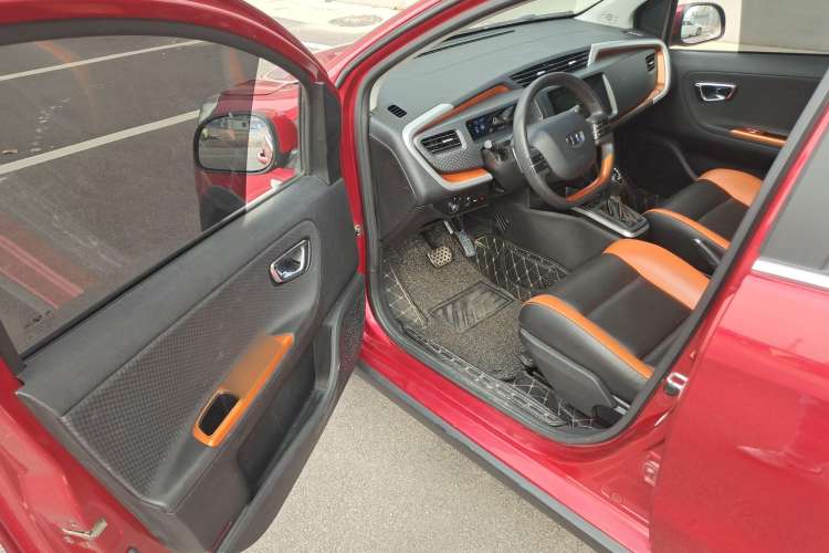Used Geely Auto Vision X1 2017 1.3L Automatic Player Edition Driver Seat