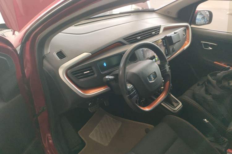 Used Geely Auto Vision X1 2017 1.3L Automatic Fun Edition Driver Seat