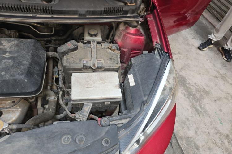 Used Geely Auto Vision X1 2017 1.3L Automatic Player Edition Engine Bay Left