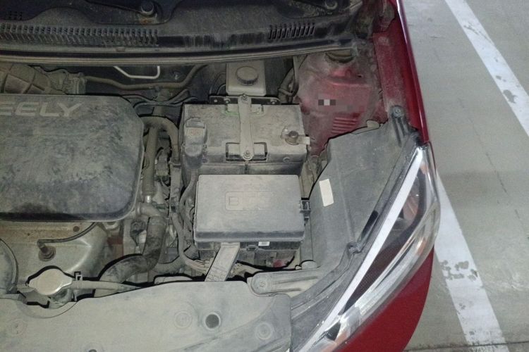 Used Geely Auto Vision X1 2017 1.3L Automatic Player Edition Engine Bay Left