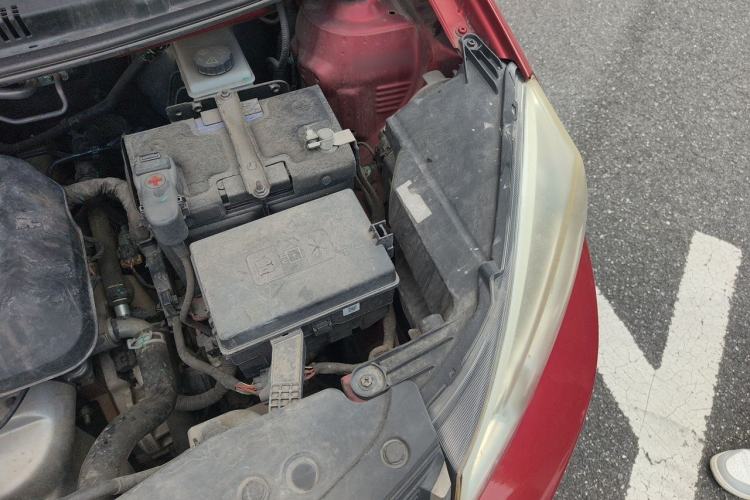 Used Geely Auto Vision X1 2017 1.3L Automatic Player Edition Engine Bay Left