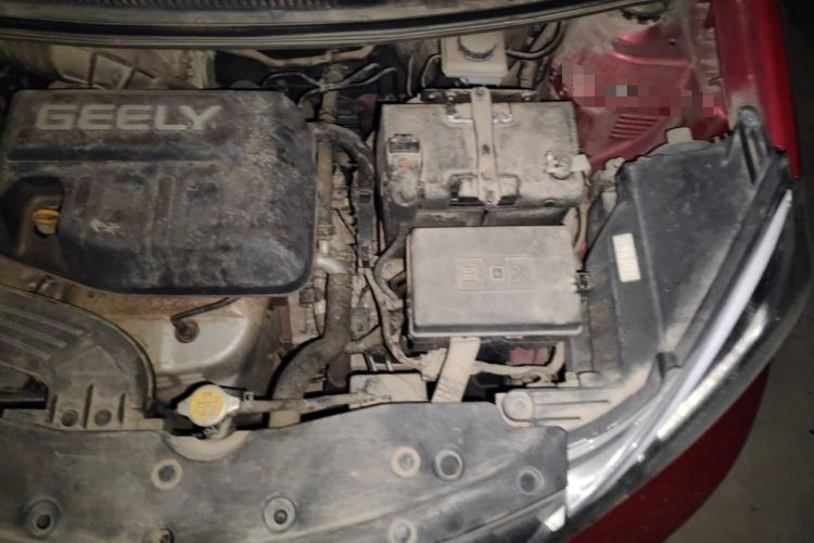 Used Geely Auto Vision X1 2017 1.3L Automatic Player Edition Engine Bay Left
