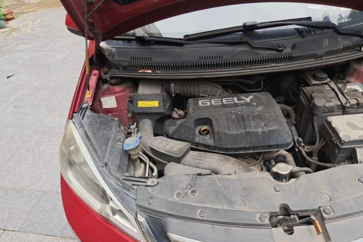 Used Geely Auto Vision X1 2017 1.3L Automatic Player Edition Engine Bay Right