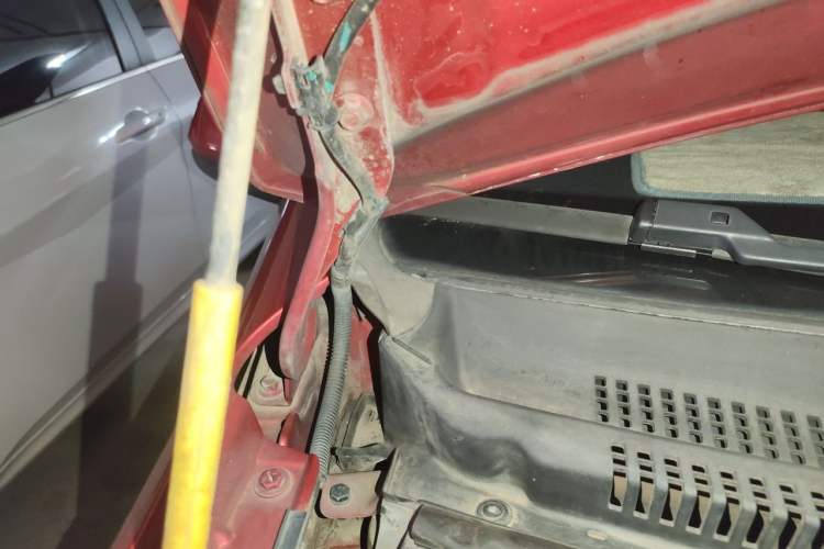 Used Geely Auto Vision X1 2017 1.3L Automatic Player Edition Engine Bay Right