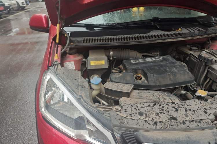 Used Geely Auto Vision X1 2017 1.3L Automatic Player Edition Engine Bay Right