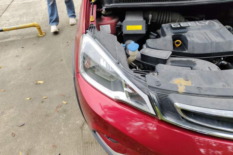 Used Geely Auto Vision X1 2017 1.3L Automatic Player Edition Engine Bay Right