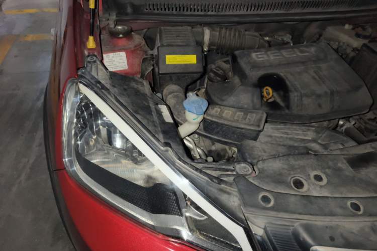 Used Geely Auto Vision X1 2017 1.3L Automatic Player Edition Engine Bay Right