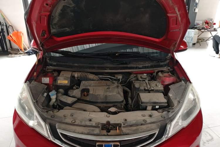 Used Geely Auto Vision X1 2017 1.3L Automatic Fun Edition Engine Bay
